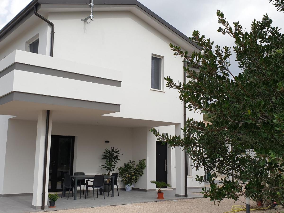 B&B Juniperus SantʼAnna Arresi Екстериор снимка