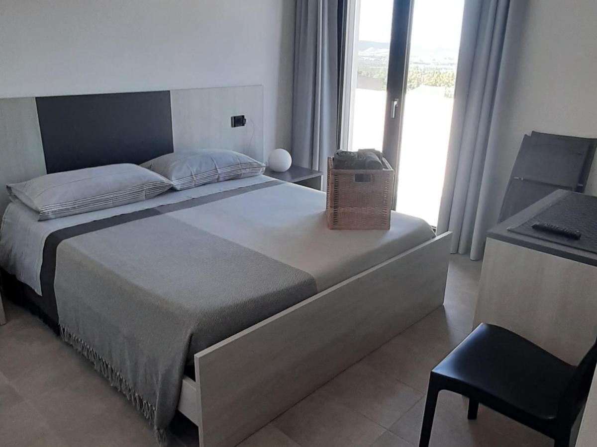 B&B Juniperus SantʼAnna Arresi Екстериор снимка